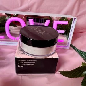 Mary Kay translucent loose Powder